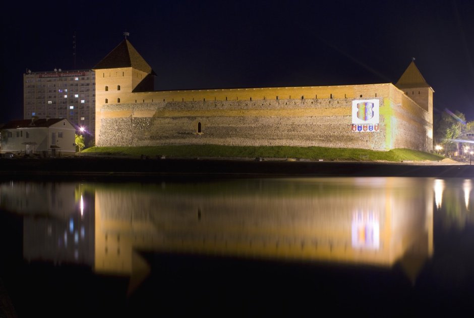 Замок Хадли Castle Reconstruction