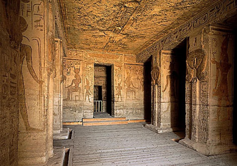 Рамессеум поминальный храм Рамзеса II.