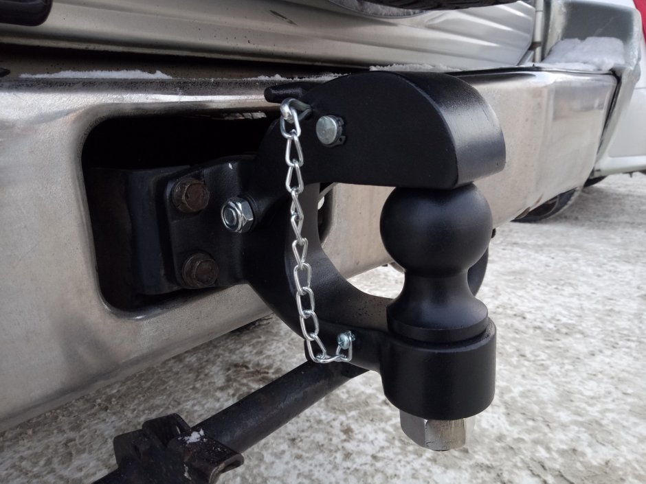 Mitsubishi Pajero фаркоп
