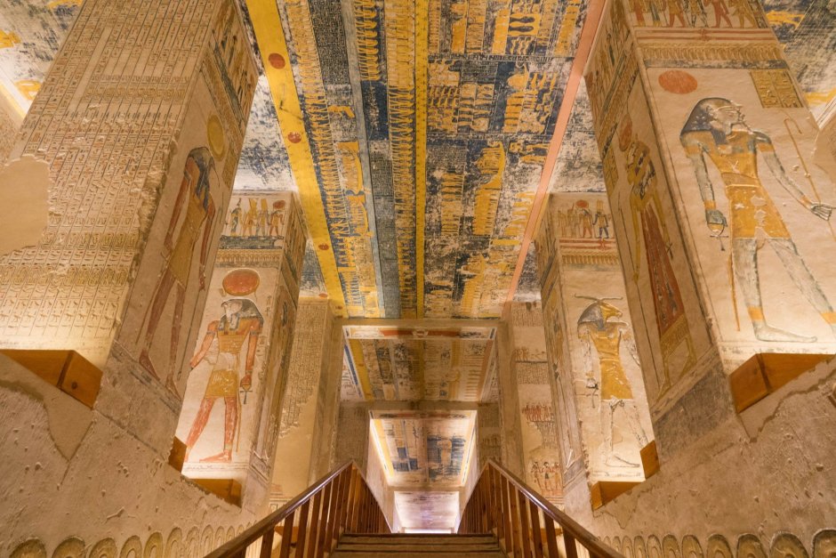 Деревянное изображение Геракла в храме в Фивах