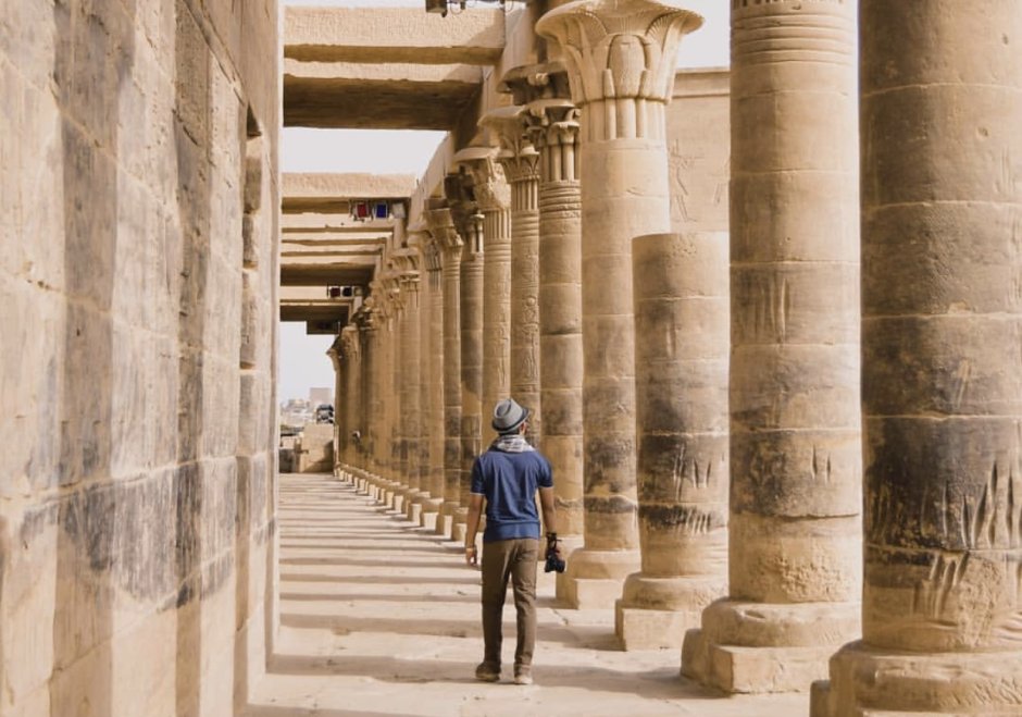 Луксор Луч света