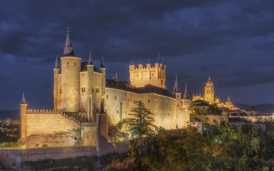 Замок Алькасар Испания