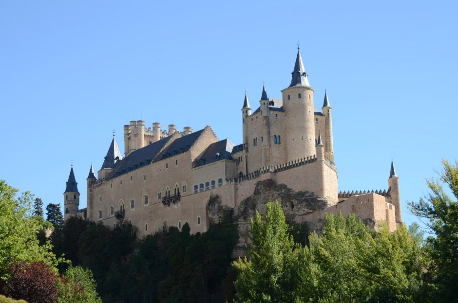 Замок Алькасар Испания внутри