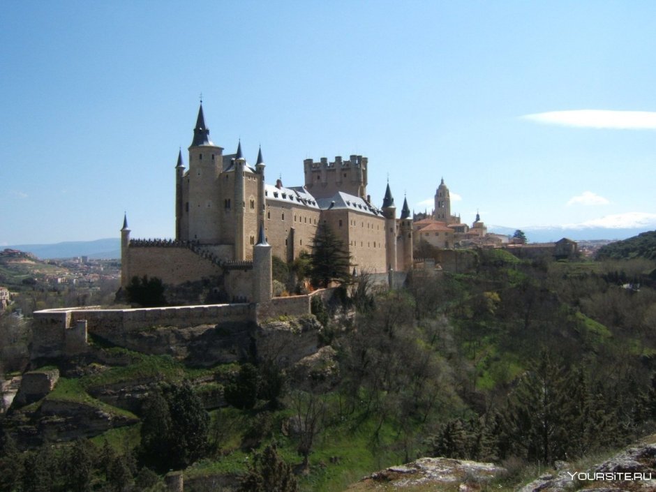 Королевский замок Алькасар