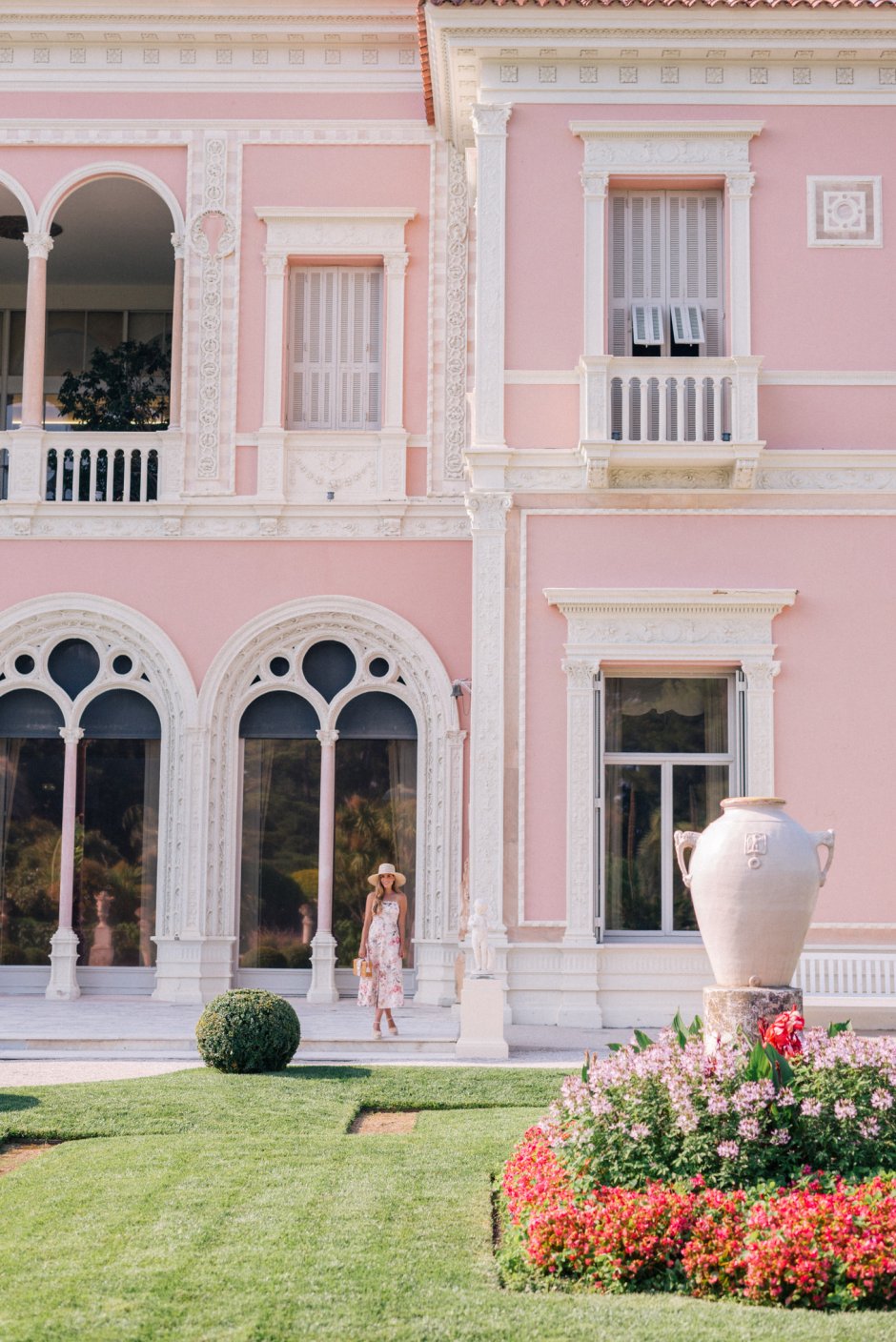 Розовый дворец Коралина