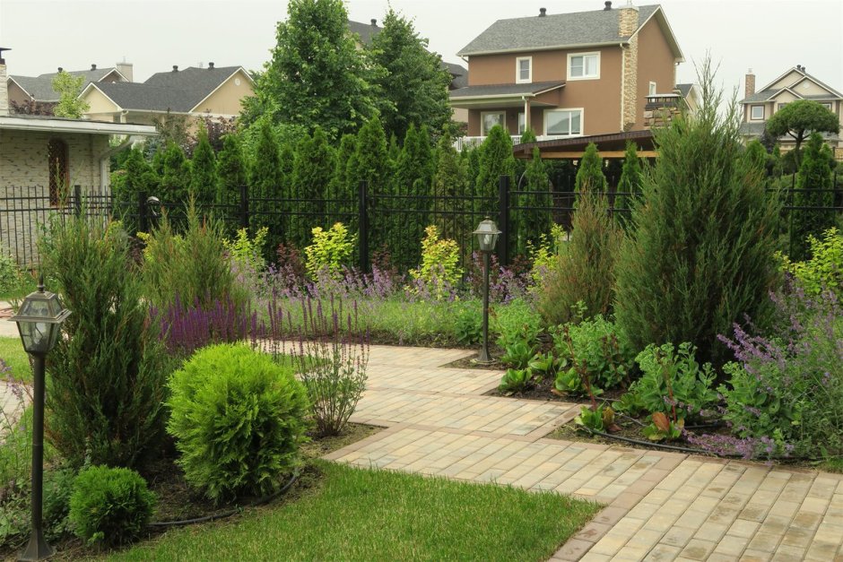 Скандинавский сад Front Yard