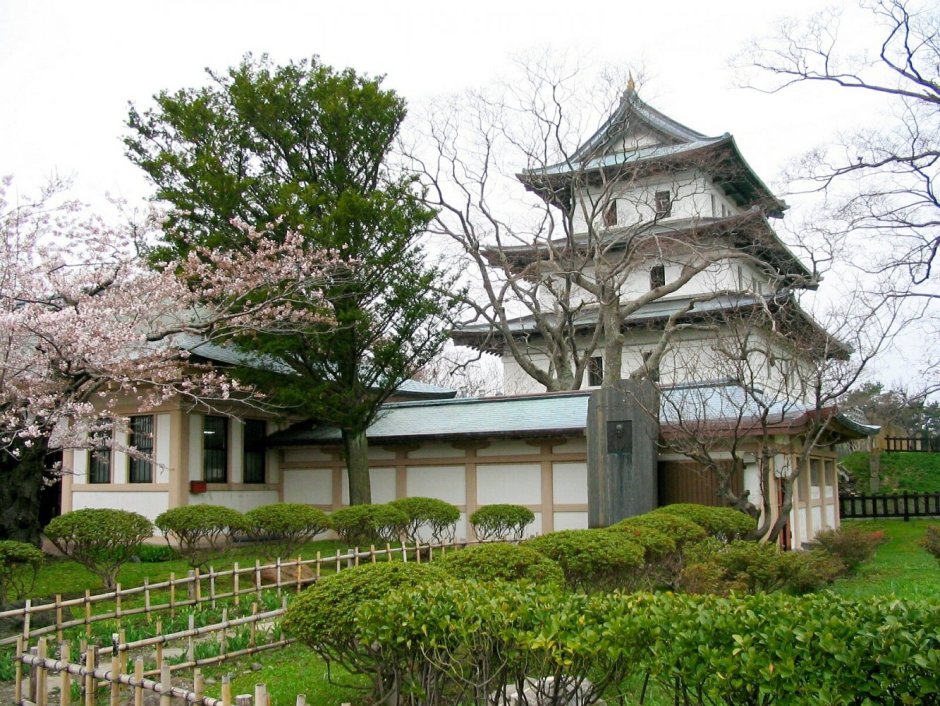 Замок Ёсида-Корияма Япония