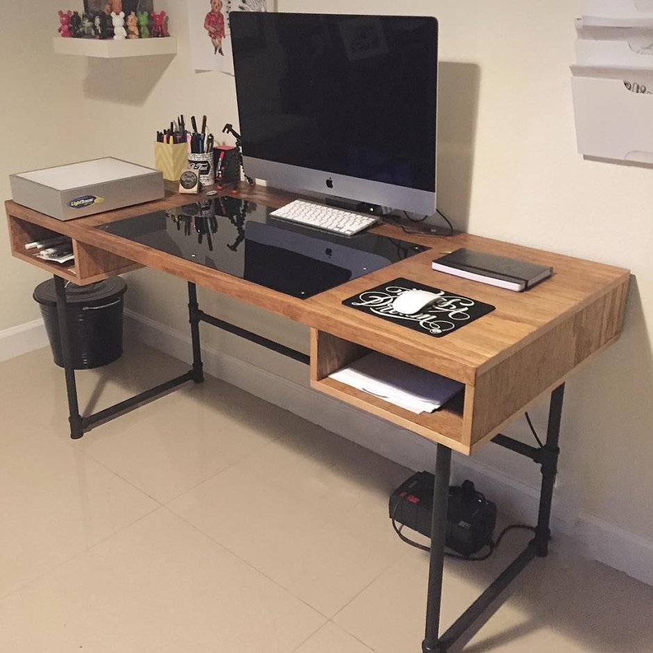 Креативный компьютерный стол