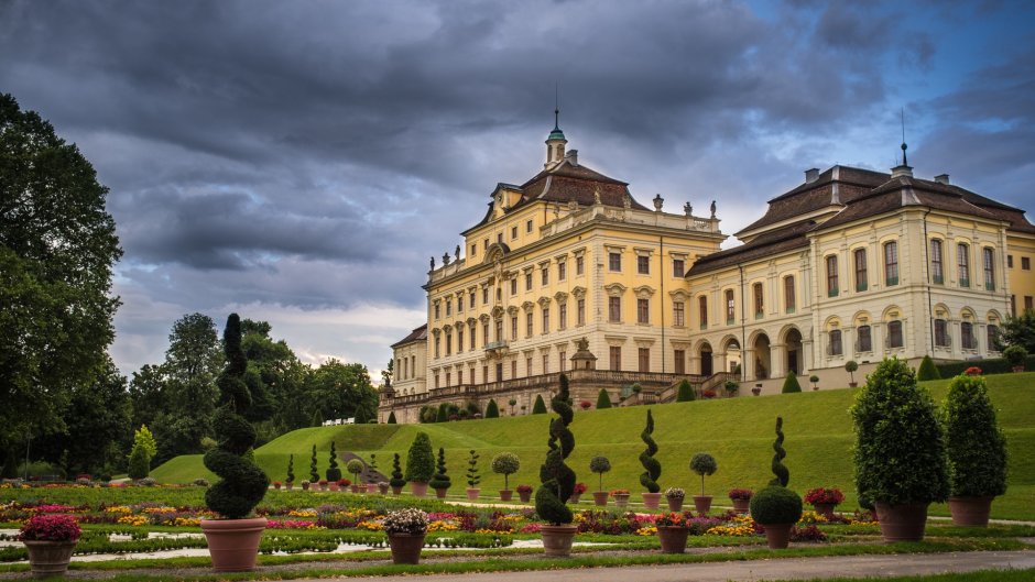 Людвигсбург Германия замок