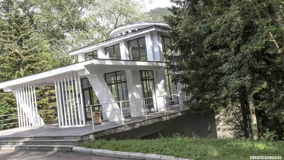 Абастумани дворец Романовых