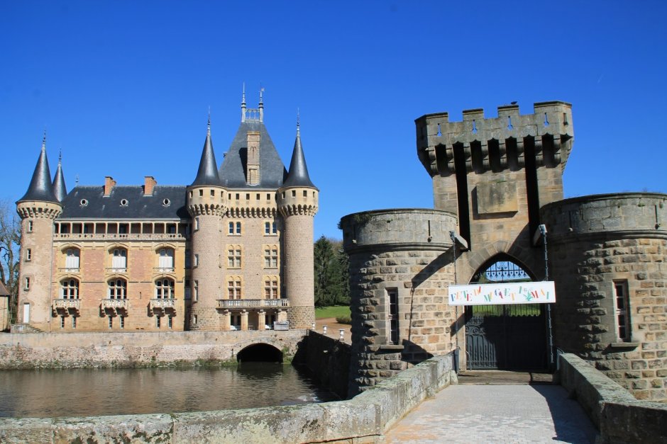 Франция замок Мартенвиль
