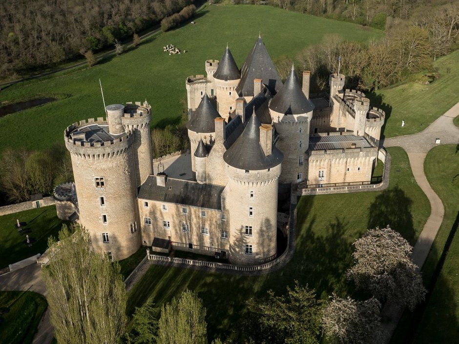 Centre-Val de Loire Долина Луары замки
