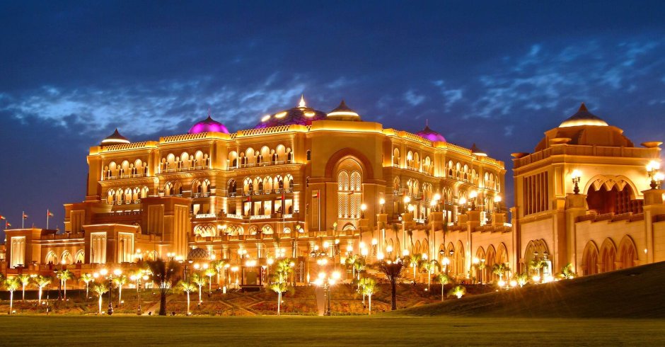 Emirates Palace в Абу-Даби