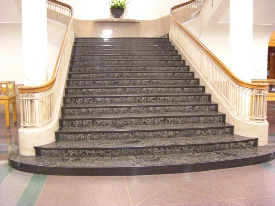 Гранит мрамор лестницы