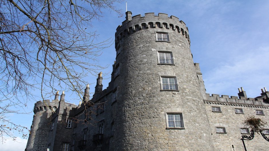 Ирландия замок Кэйр музей
