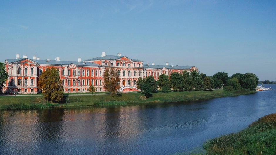 Елгавский дворец Латвия