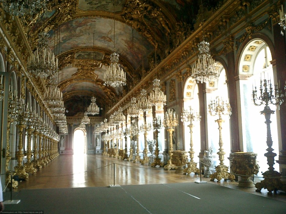 Замок-дворец Херренкимзе