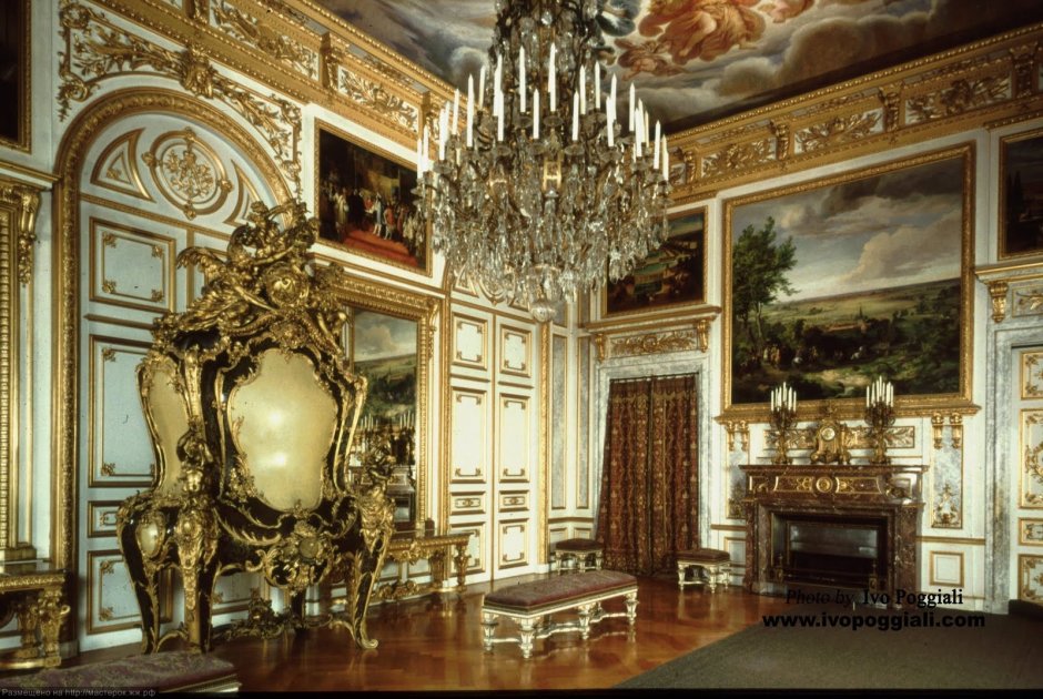 Дворец Херренкимзее внутри