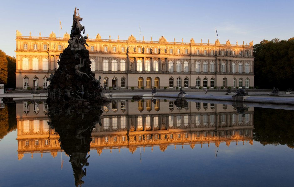 Версальский дворец зал войны