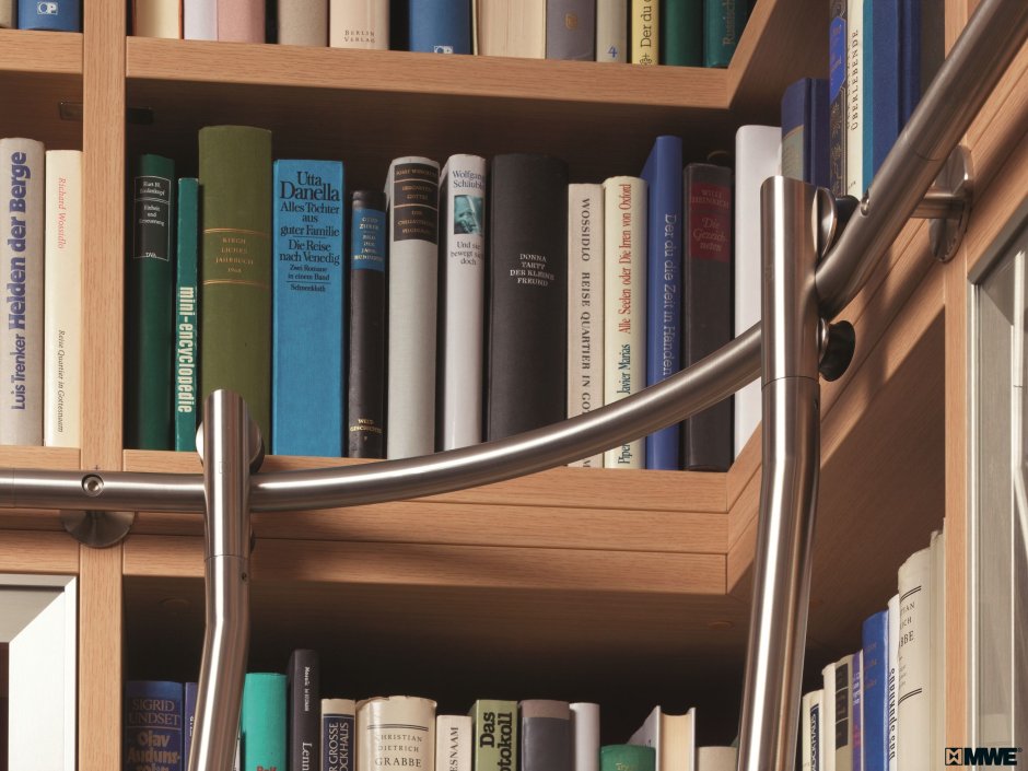 Лестница для книжных стеллажей