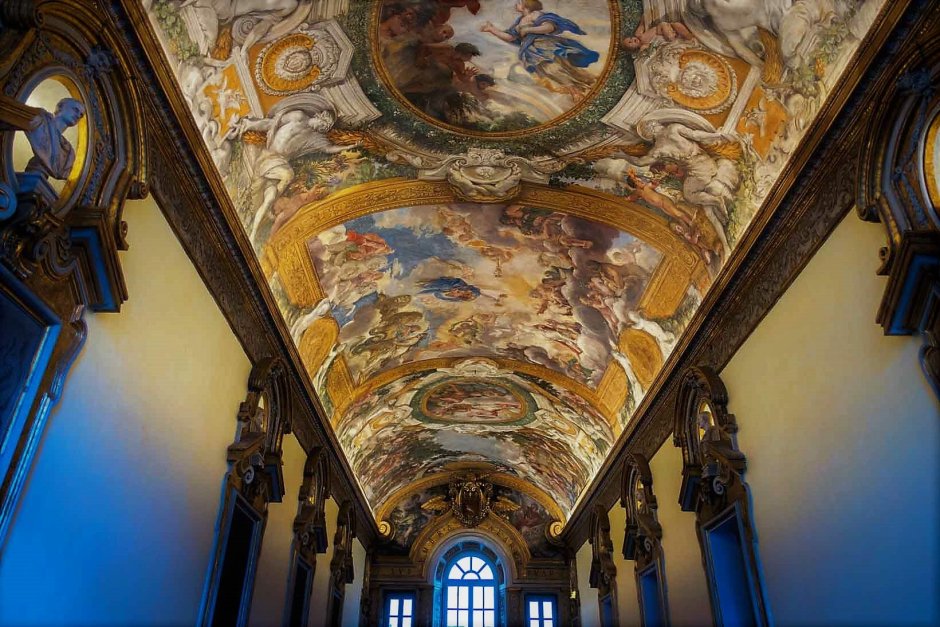 Палаццо Питти фрески Пьетро