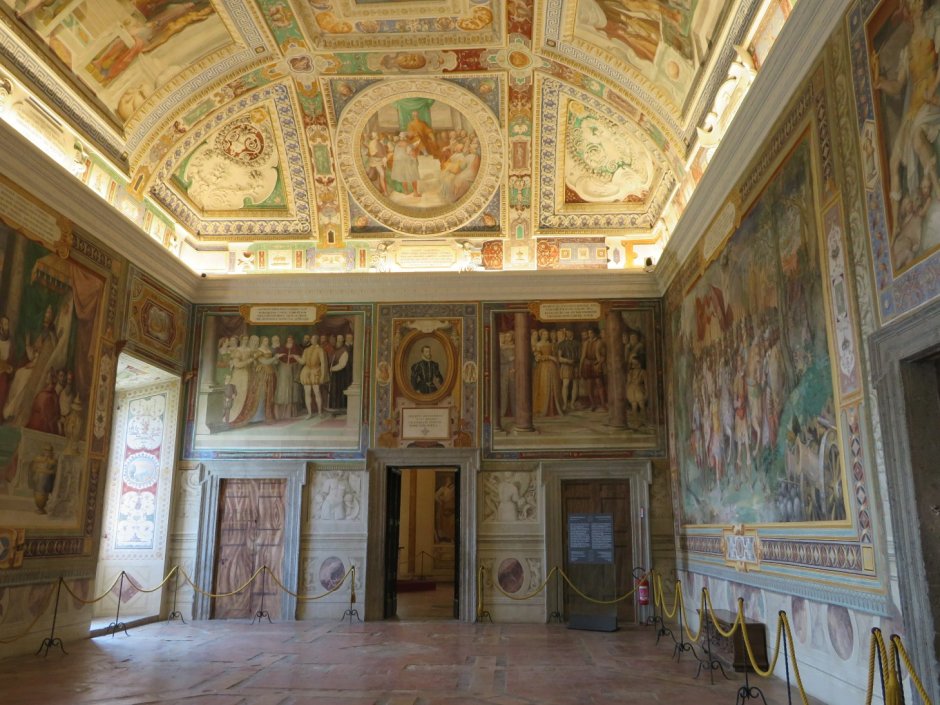 Палаццо Феноглио Турин