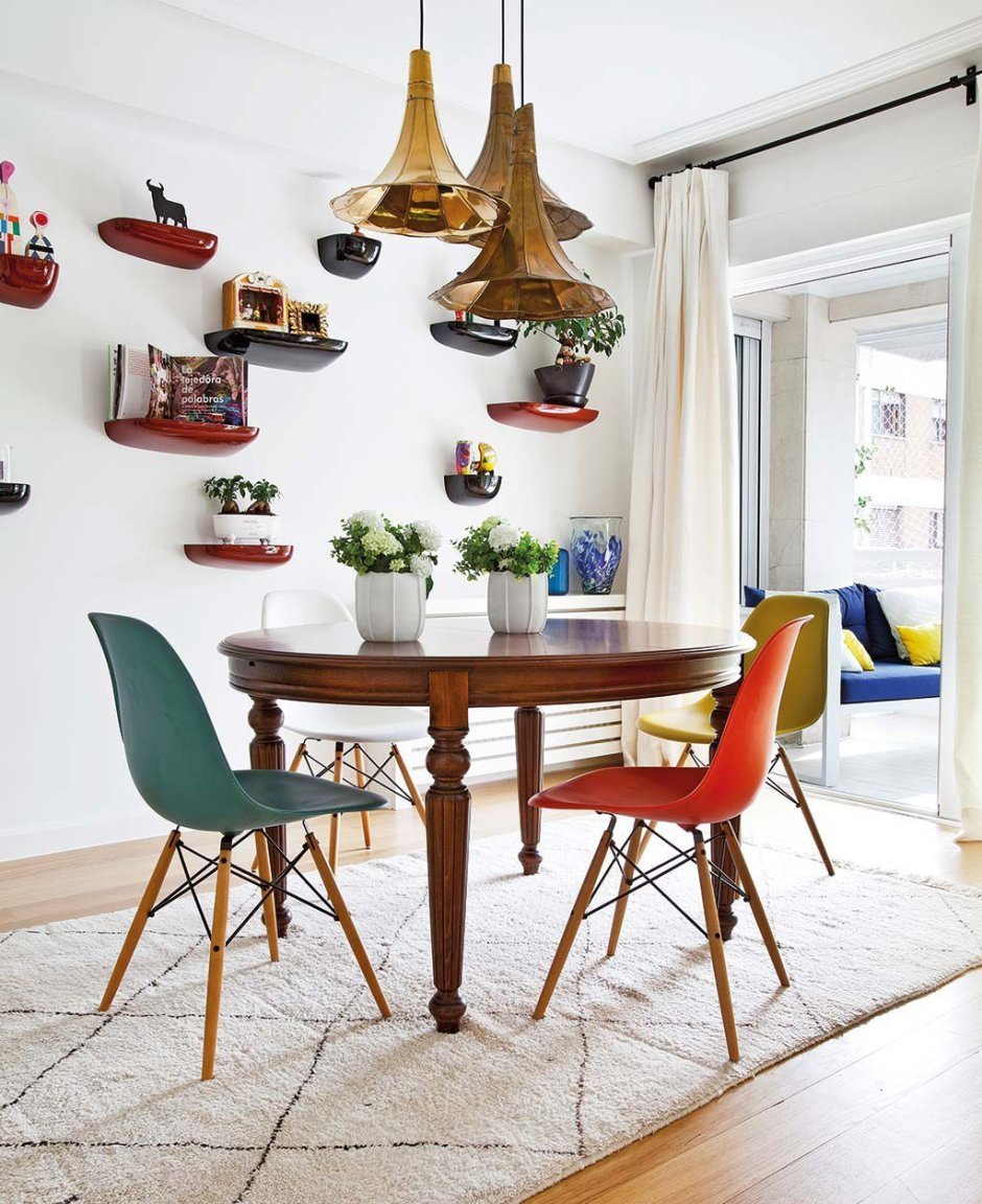 Цветные стулья для кухни