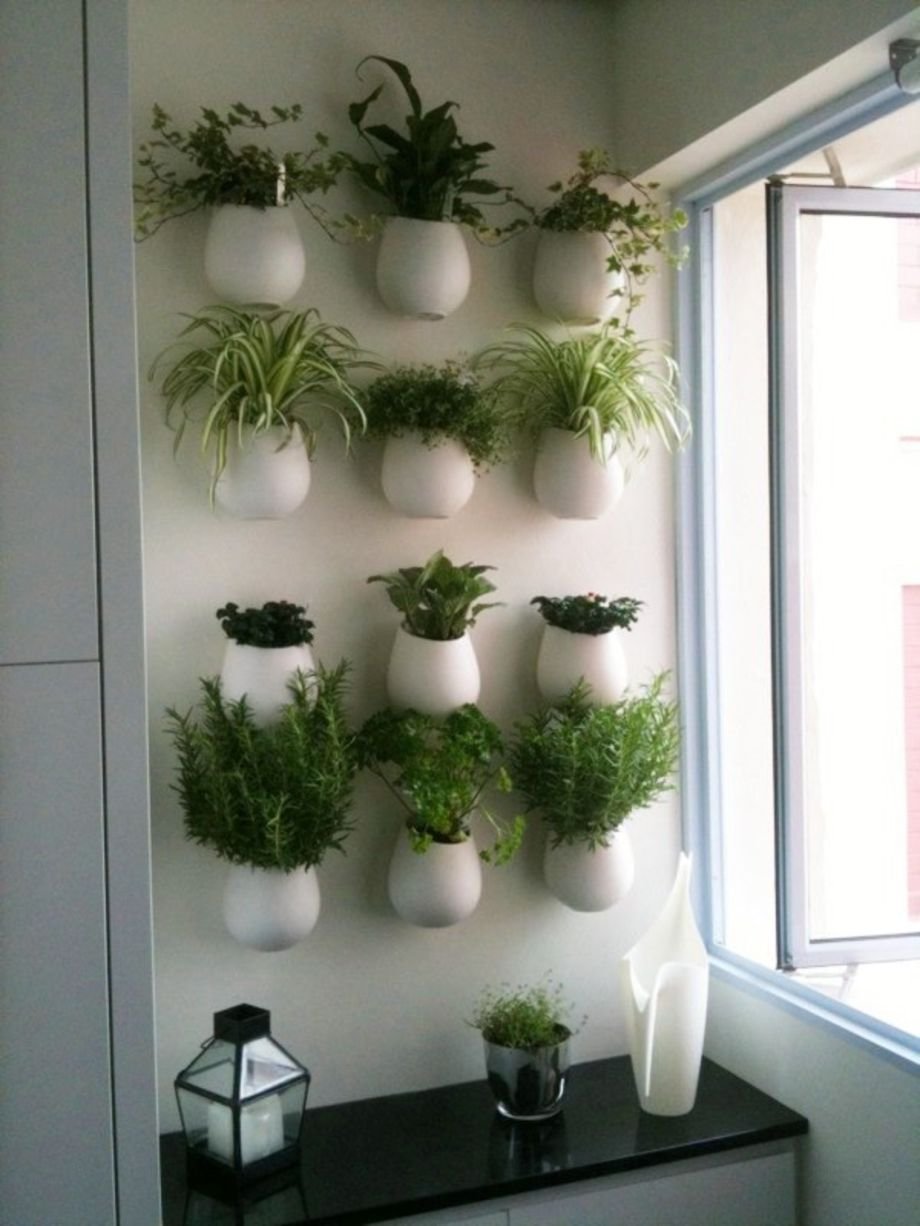 Перегородка из искусственных растений