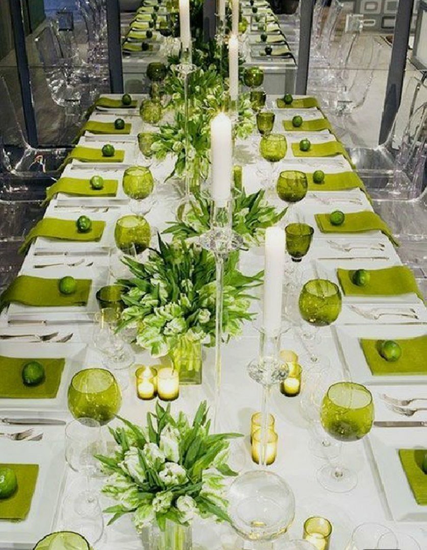 Сервировка стола в зеленых т