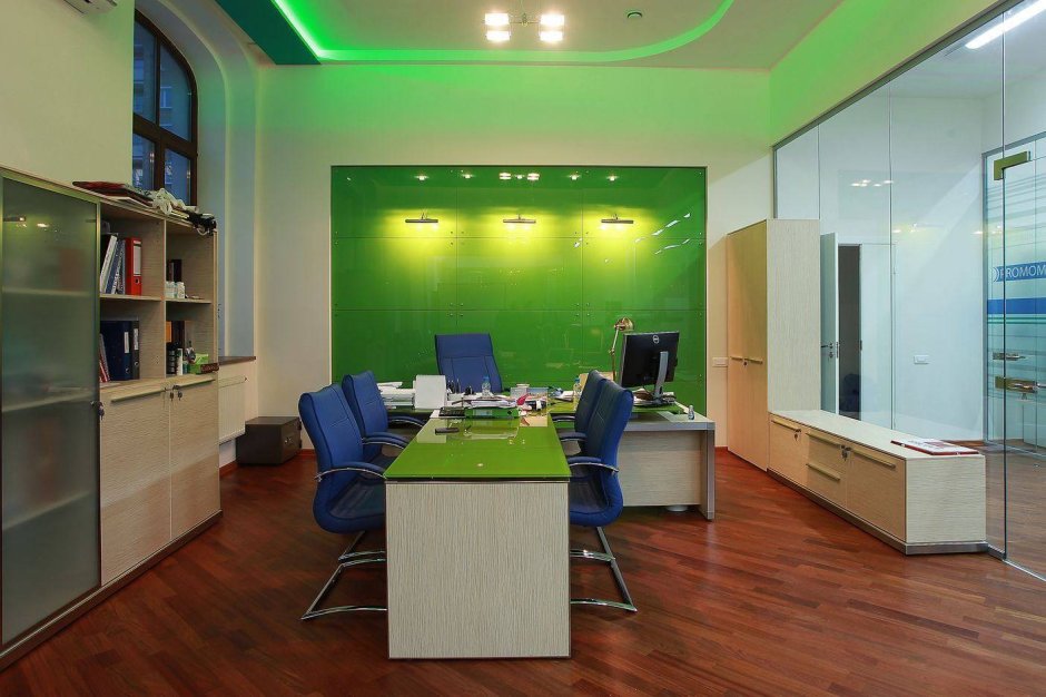 Офис зеленый интерьер