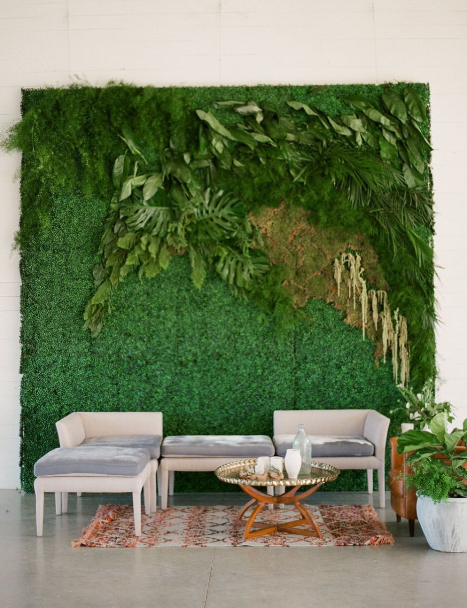 Декор стены из искусственной зелени