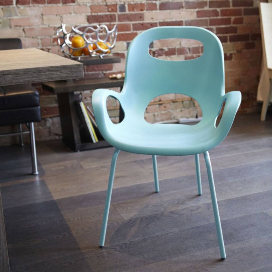 Стул Leon Eames в интерьере