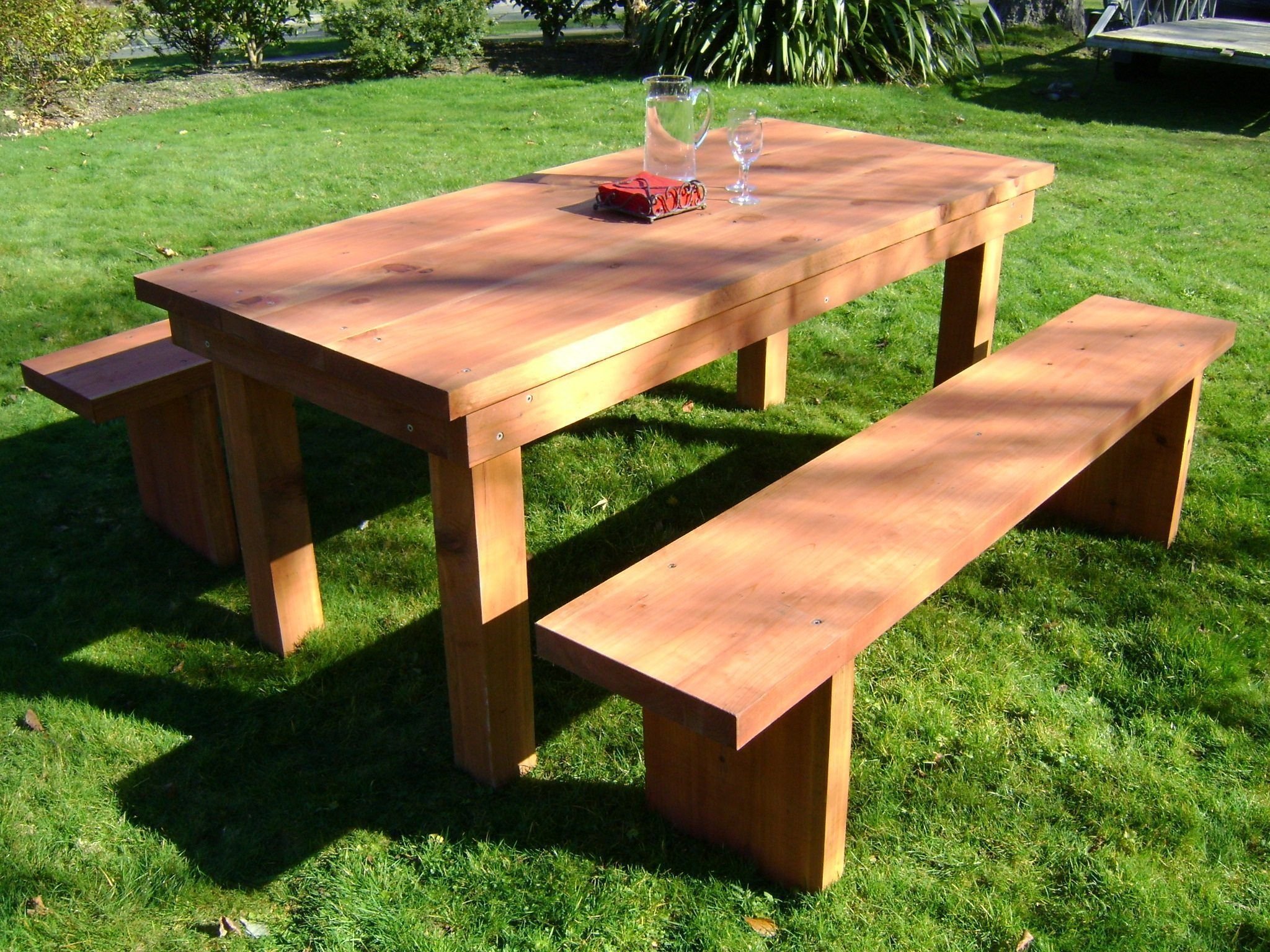 Быстрый и легкий стол. Стол уличный деревянный. Стол для дачи. Стол деревянный для дачи. Стол для сада из дерева.