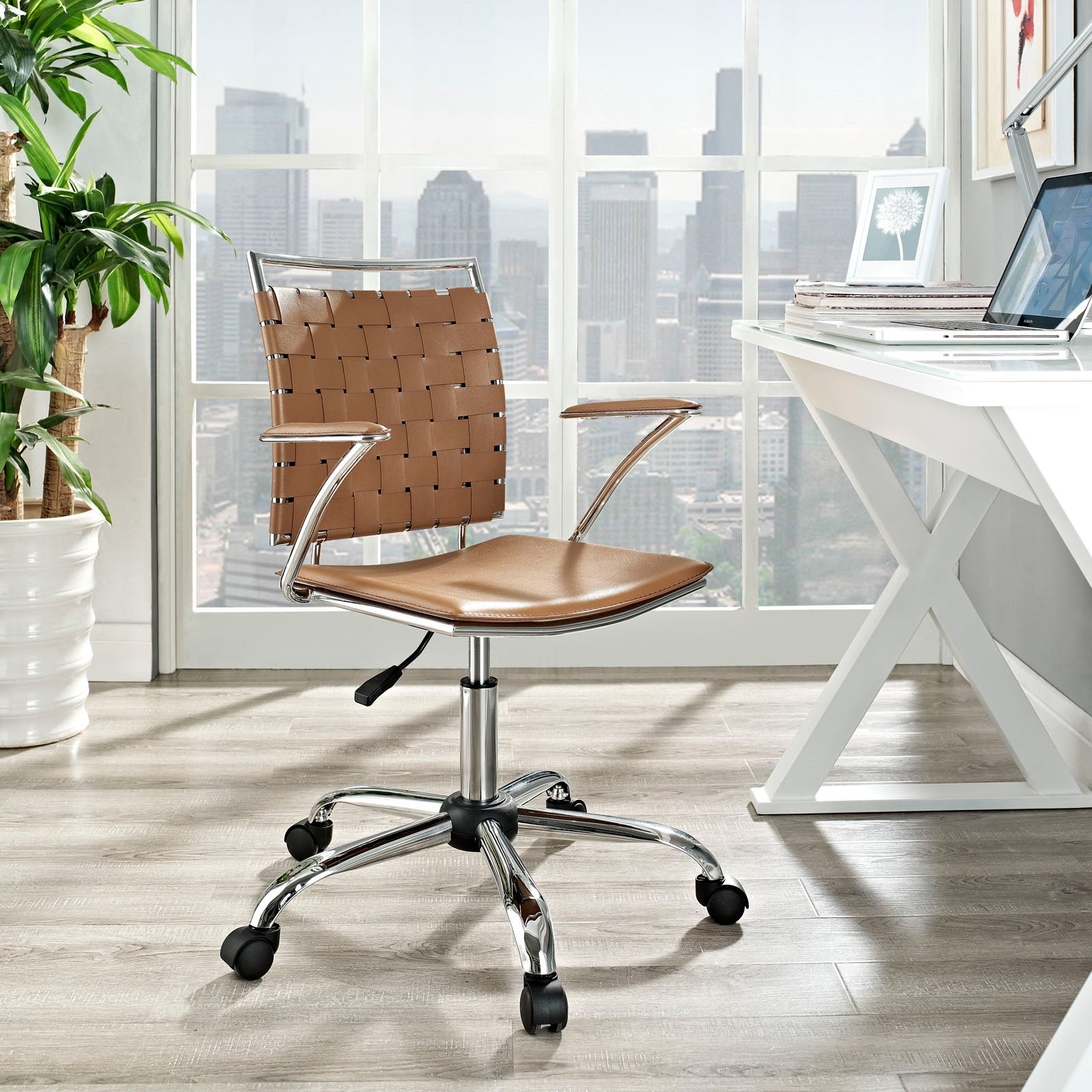 Стул рабочий офисный. Кресло руководителя TOPCHAIRS. Стильные стулья для письменного стола. Современные офисные стулья. Кресло рабочее дизайнерское.