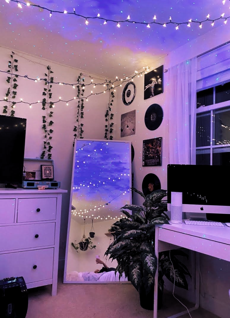 Эстетичная комната с лианами