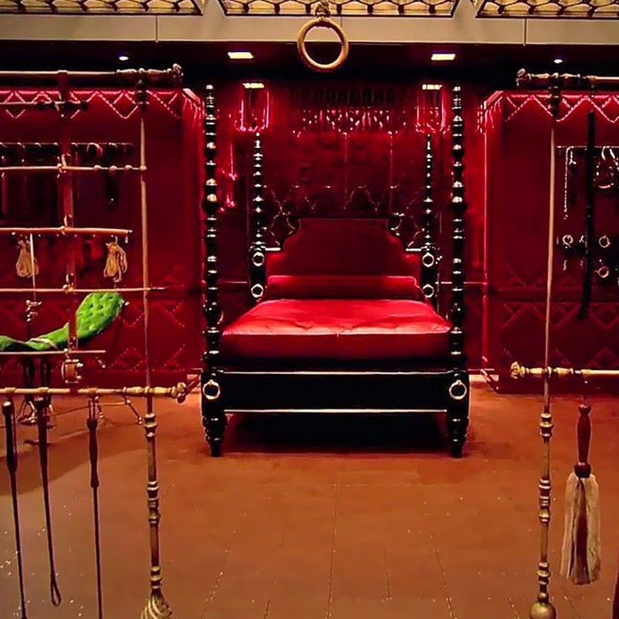 Красная комната Кристиана Грея