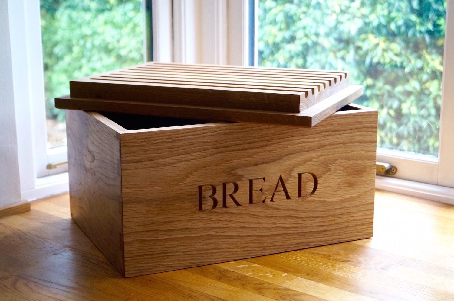 Деревянная коробка с крышкой. Деревянный короб для хранения. Деревянная коробка для хранения. Ящик для хлеба деревянный. Деревянный ящик с крышкой.