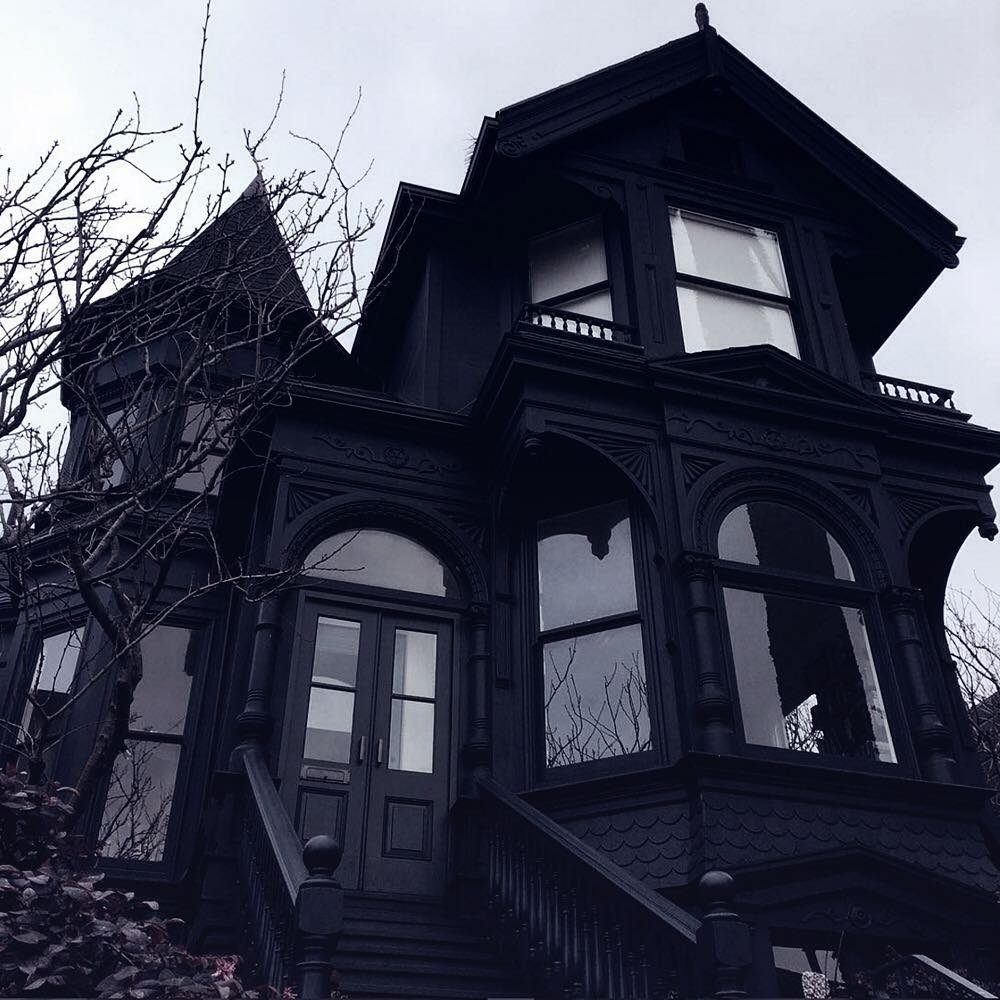 Темные дома фото