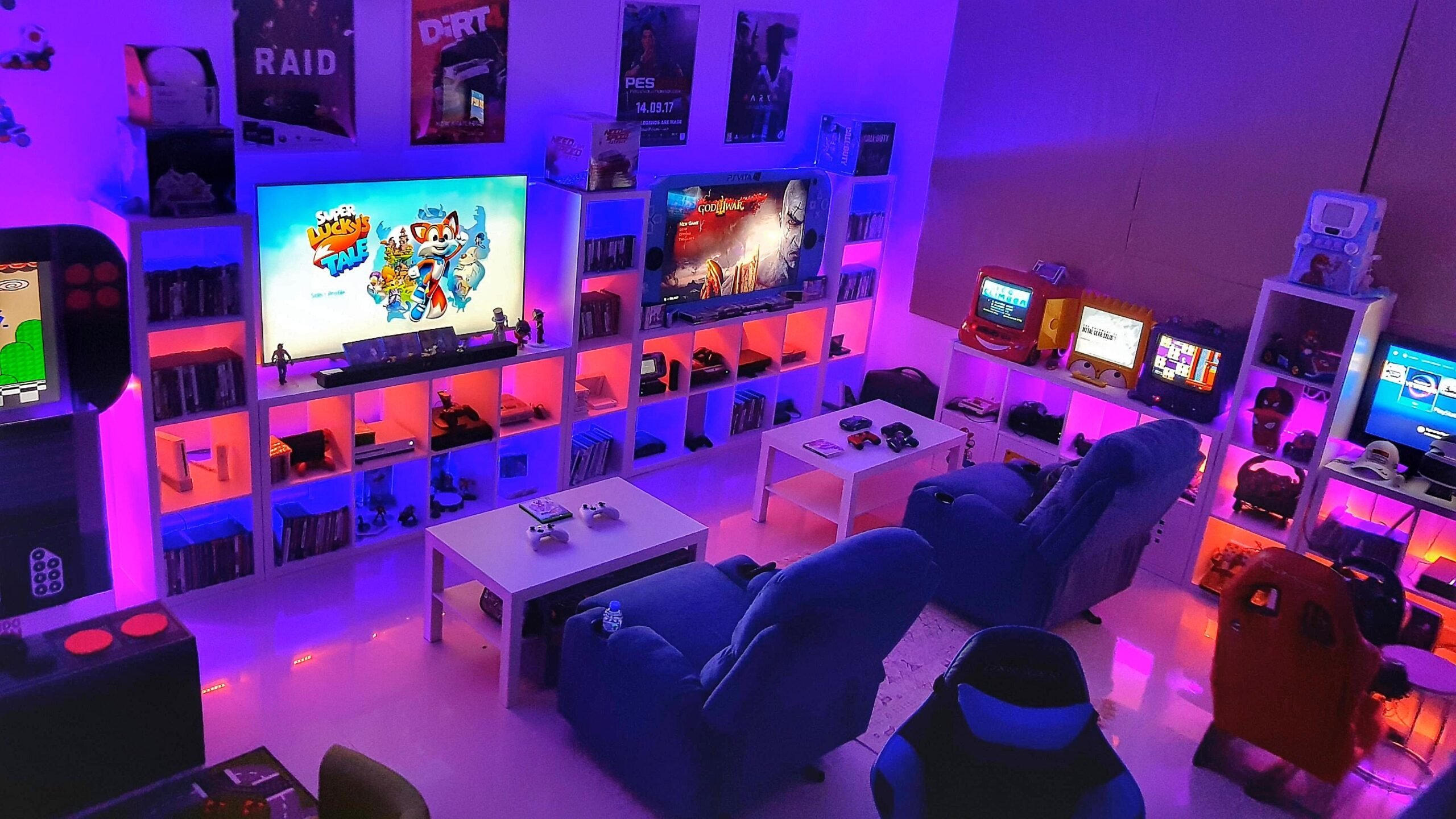 Игры комнаты видео. Комната геймера. Игровая комната геймерская. Компьютерная комната. Крутая игровая комната.