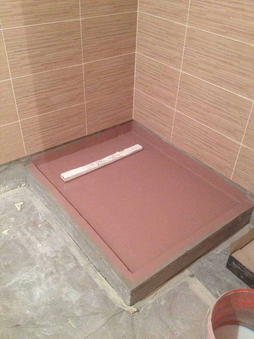 Поддон из плитки в ванной
