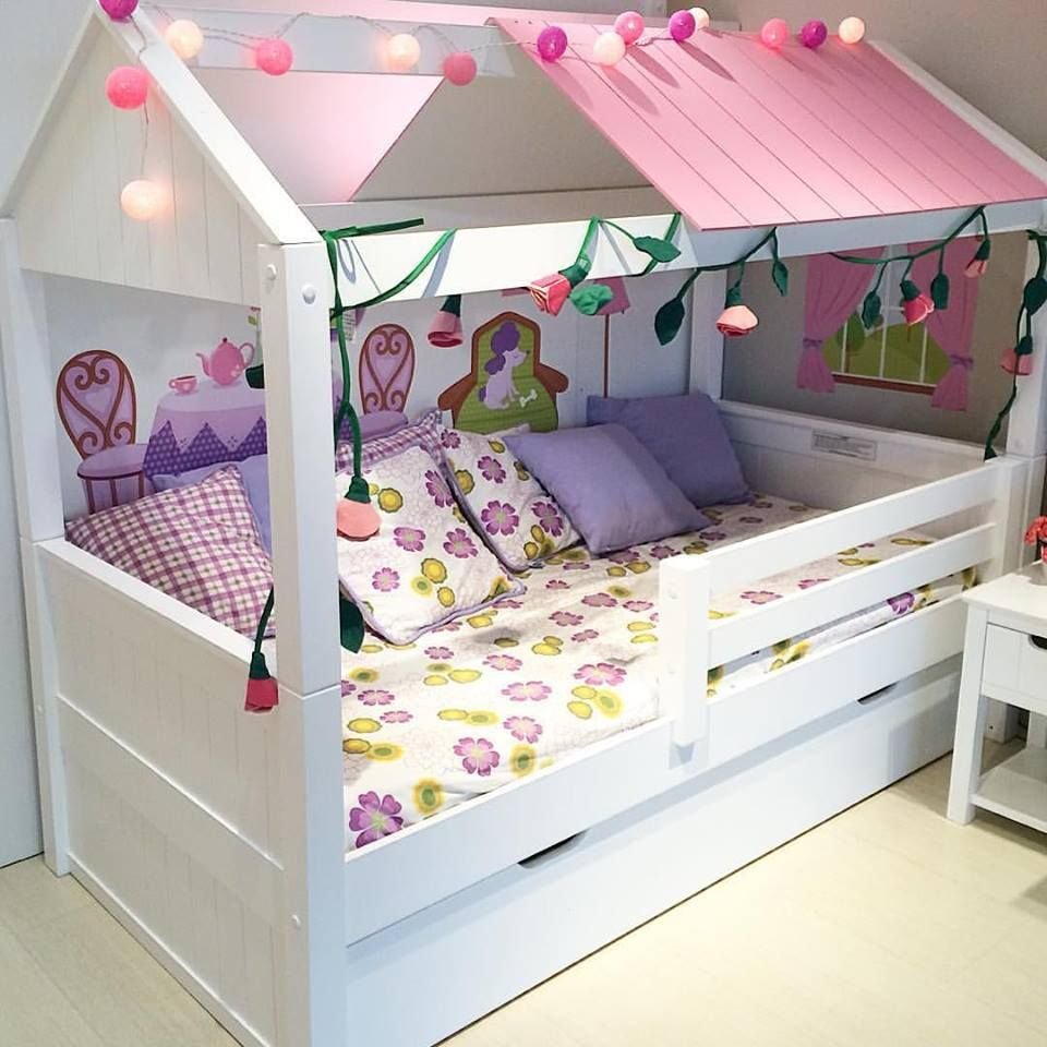 кровать в виде дома для девочки