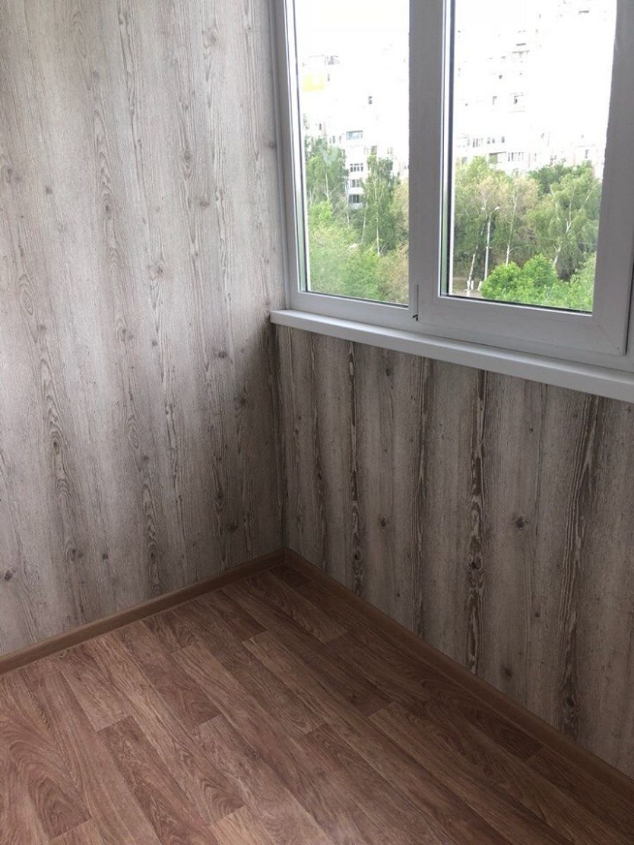 Отделка балкона