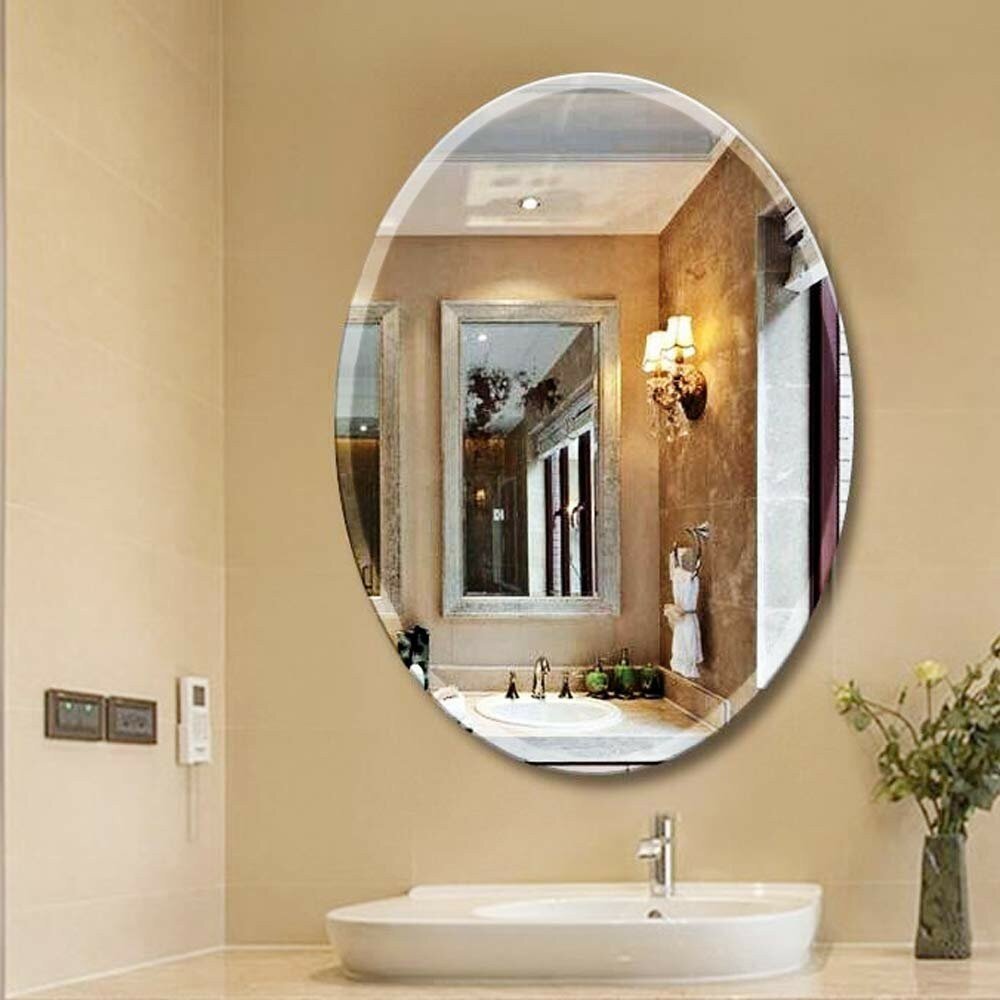 Фото в зеркале в ванной