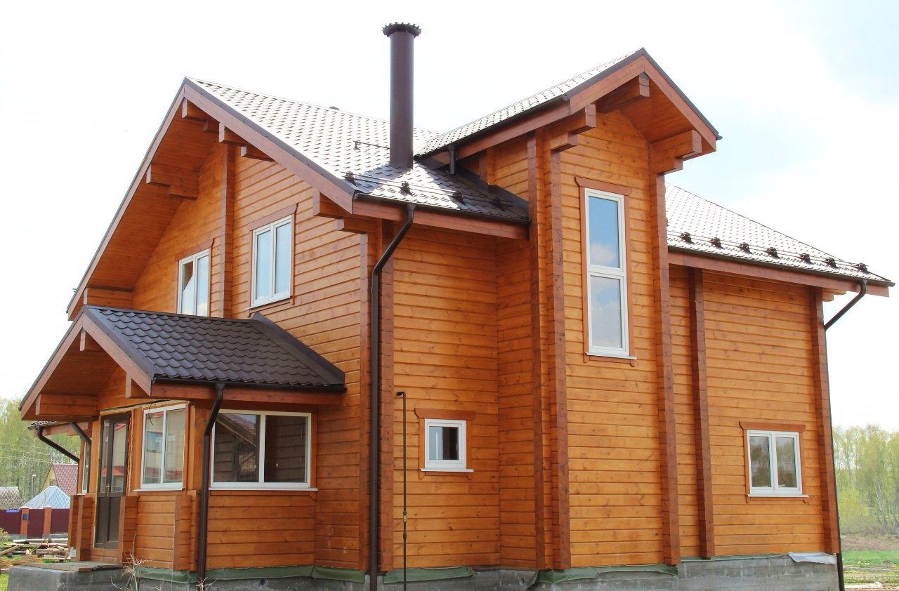 примеры покраски деревянных домов снаружи фото