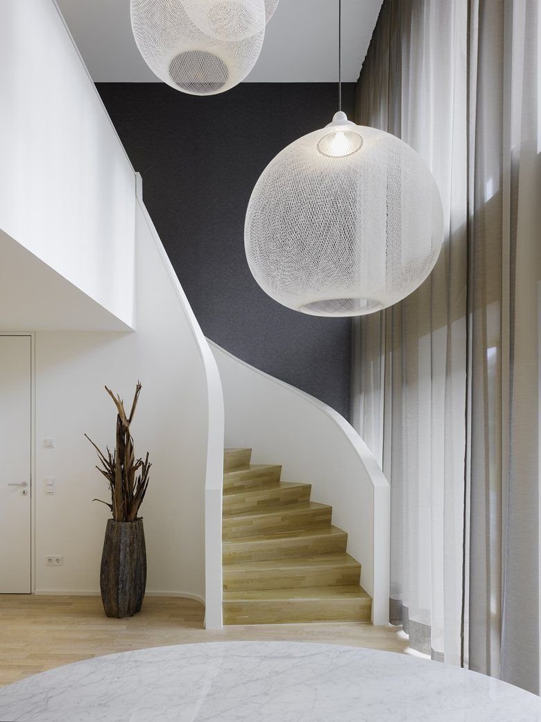 Современные светильники