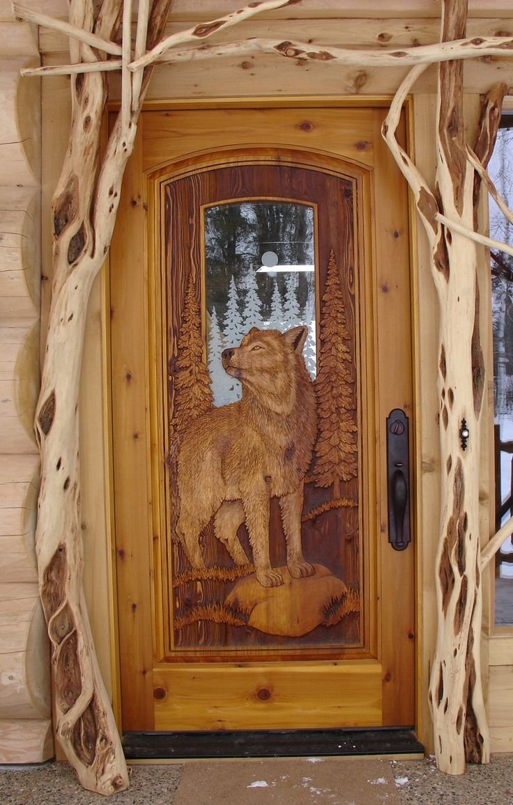 Наружная деревянная дверь