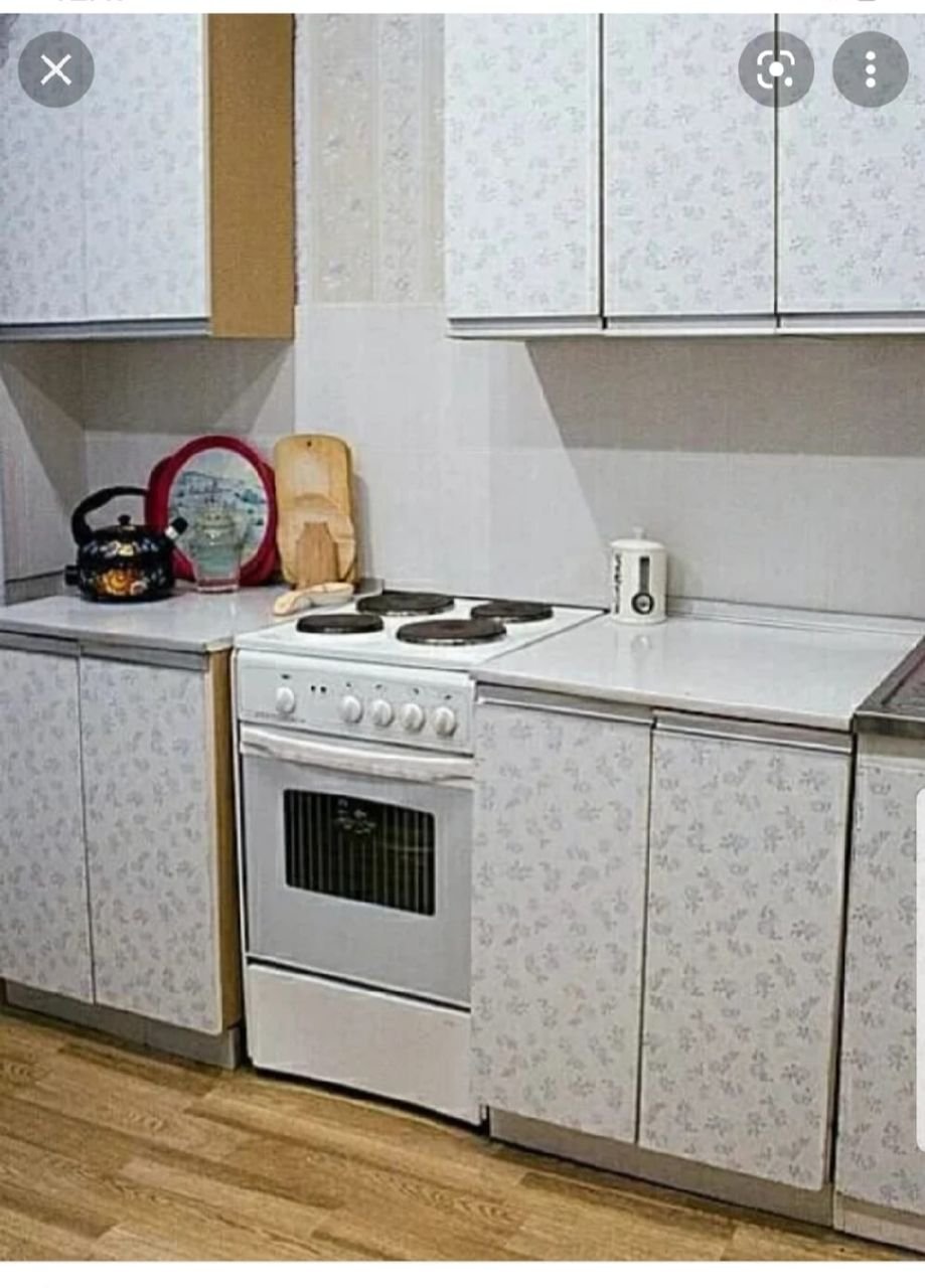 Старенький кухонный гарнитур