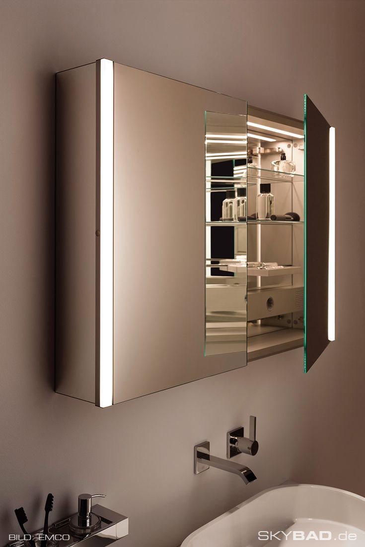 Зеркальный шкаф Emco Premium 1200х600
