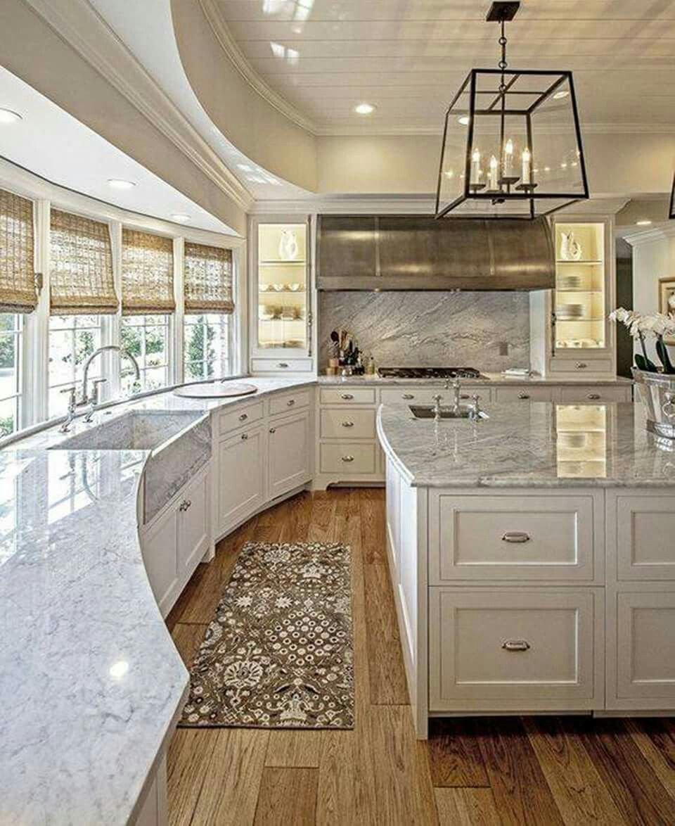 красивые кухни в домах фото интерьеров