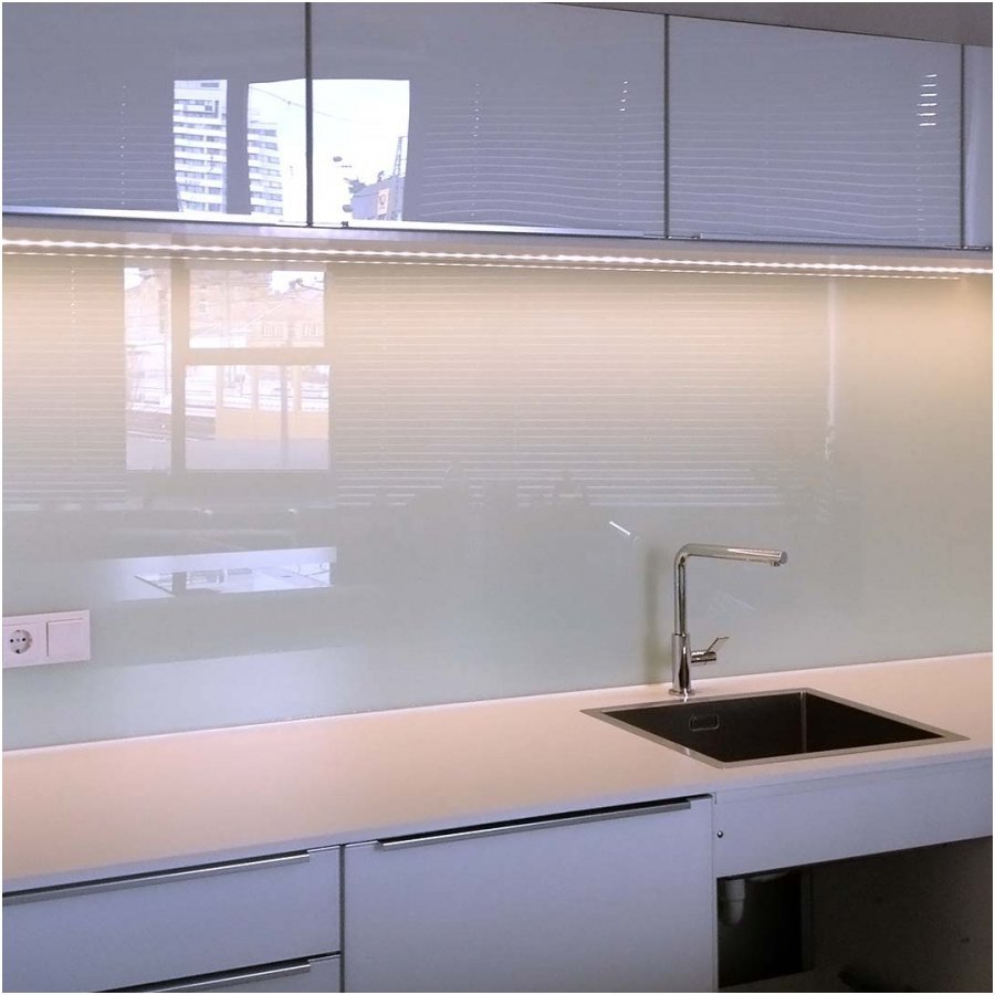 Стеклянный фартук прозрачный